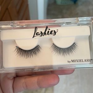 Lashies by MoxieLash "Classy" New in Box Sealed